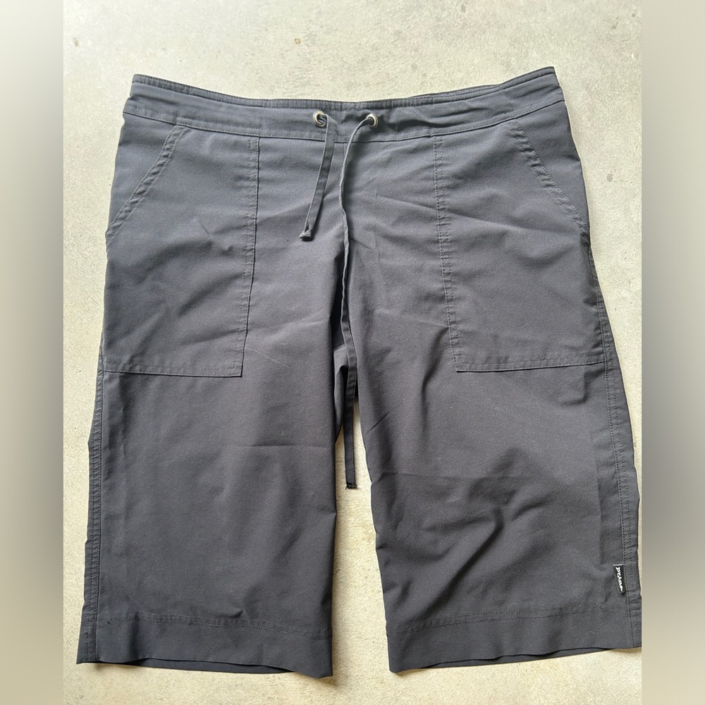 Prana Black Capris
